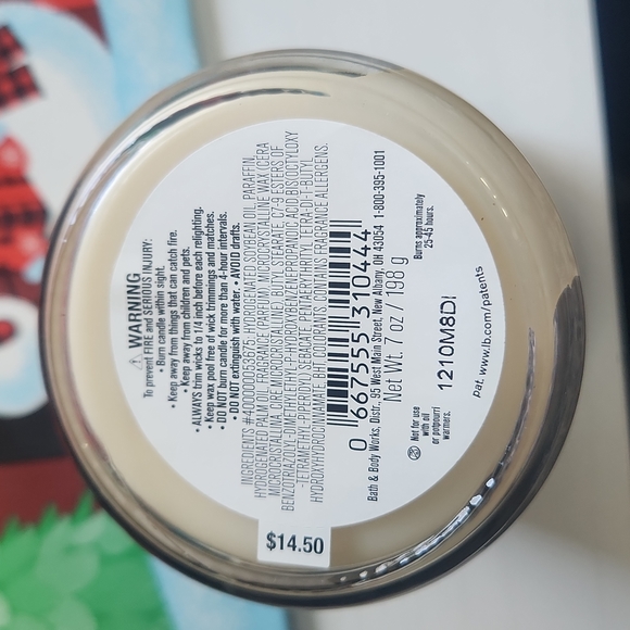 NWT Set of 2 Bath & Body Works 7 oz candles - Picture 8 of 9